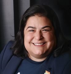 Lauren Zamora